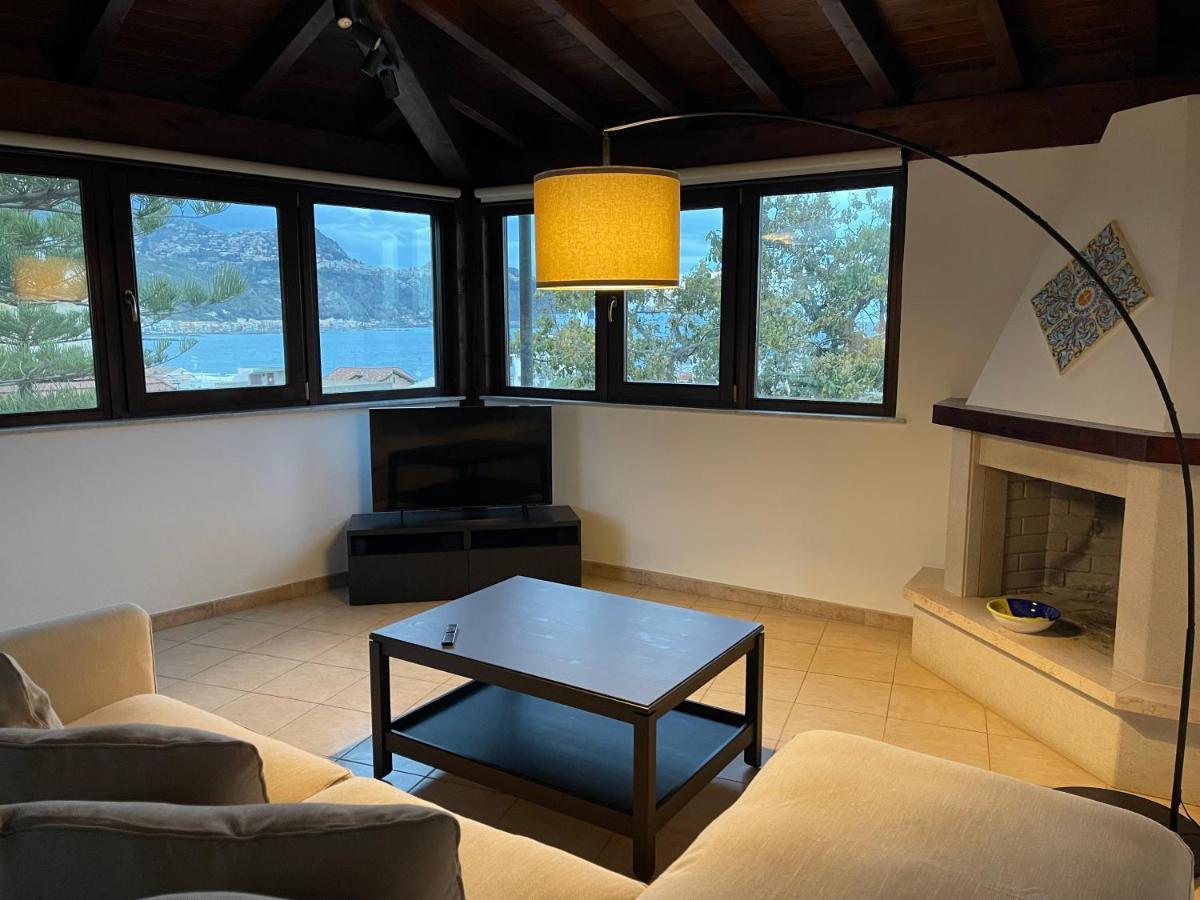 John Sea Suites จีอาร์ดีนี นักซอส ภายนอก รูปภาพ