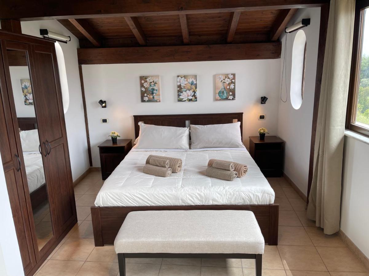 John Sea Suites จีอาร์ดีนี นักซอส ภายนอก รูปภาพ
