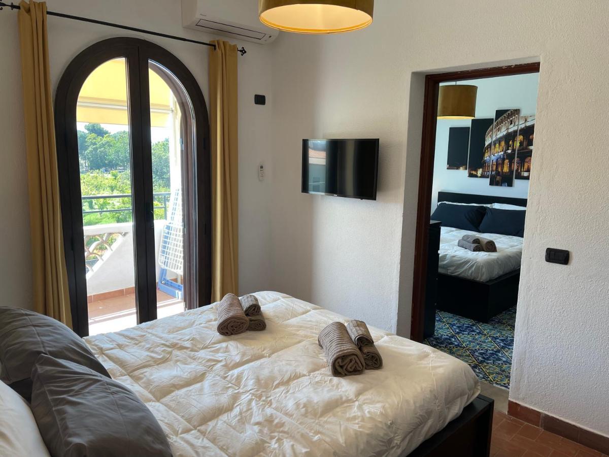 John Sea Suites จีอาร์ดีนี นักซอส ภายนอก รูปภาพ