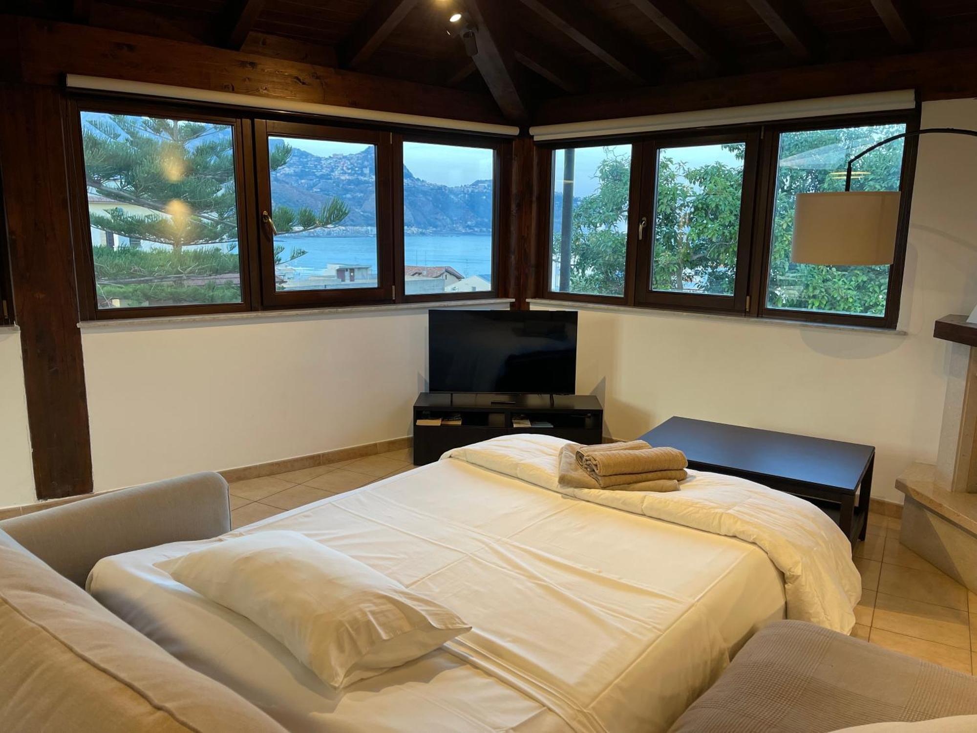 John Sea Suites จีอาร์ดีนี นักซอส ภายนอก รูปภาพ